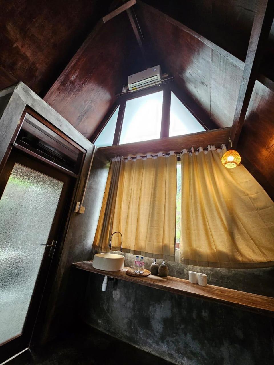 Villa Umauthu Bali Selemadeg Exterior foto